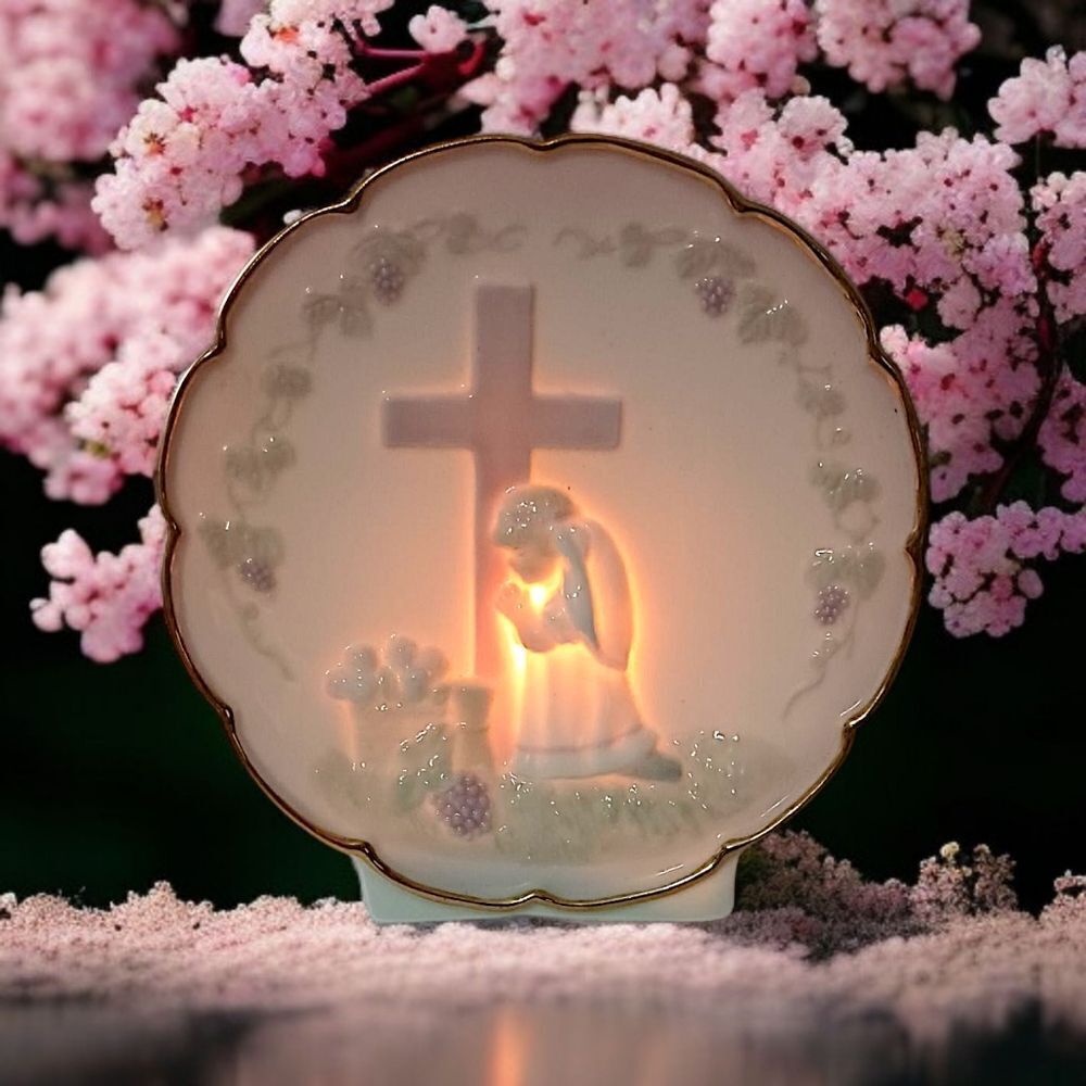 Praying Girl Porcelain Night Light Lamp Boudoir Bedside Religious Cross Vintage.